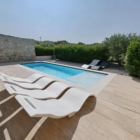 Homes4you K4 Villa *