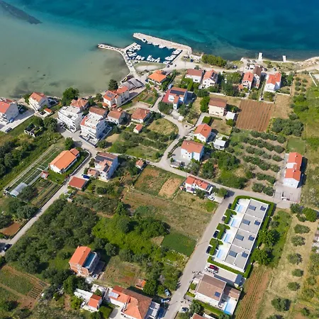 Homes4you K4 וילה *