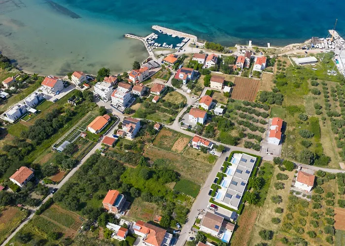 Homes4you K4 Вилла *