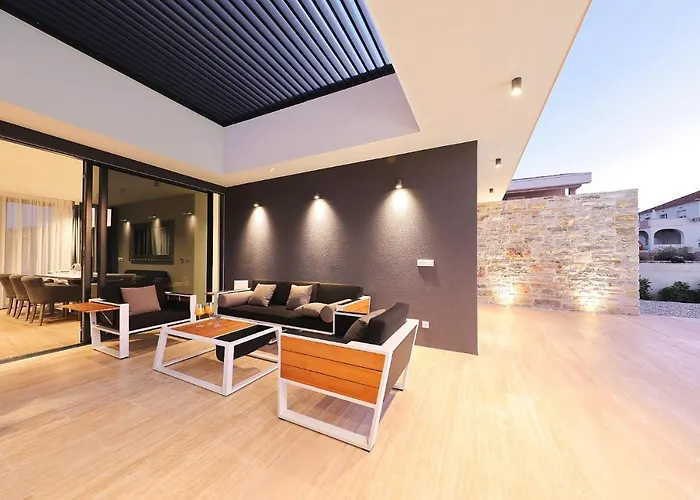 Homes4you K4 Вилла *